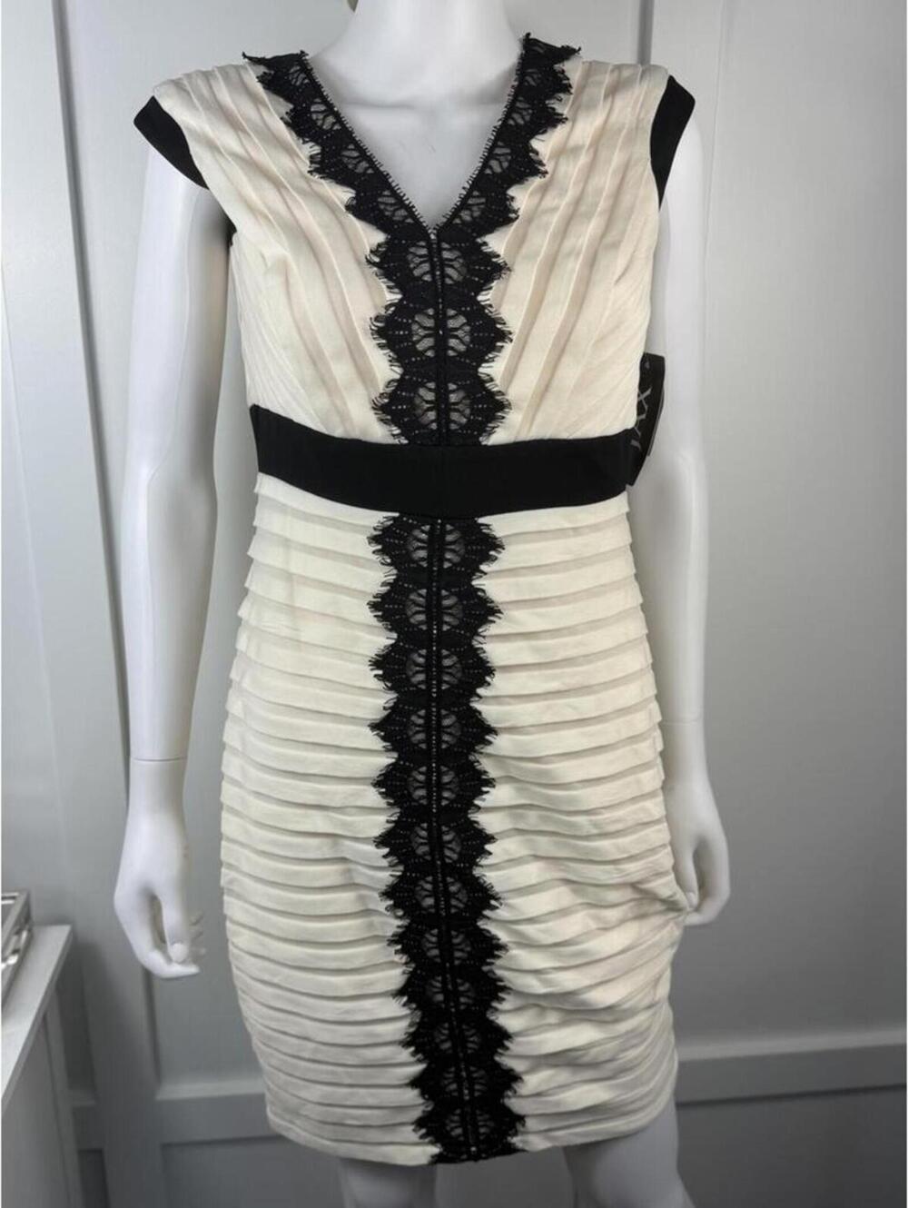 Beautiful NWTs Jax Dress Size 6